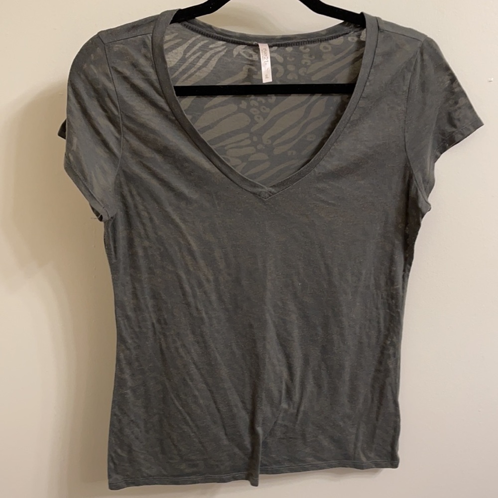 Rue21 T-shirt Size XL Color Green